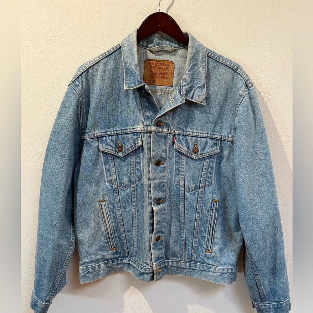 Levi’s‎ Vintage 70506-0216 Denim Trucker Jacket Made in USA Size 44
